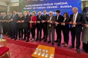 uluslararasi-saglik-turizmi-ticaret-ve-turizm-zirvesi-kapilarini-acti.jpg